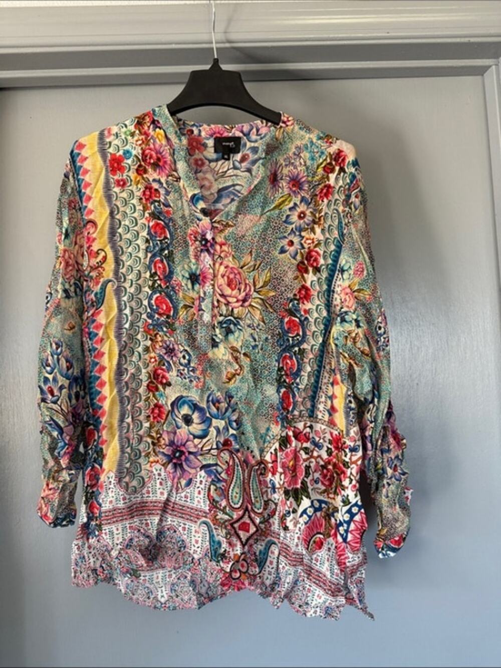 Shana 100% Viscose Silk Artsy Floral Pullover Top 3/4 Roll tab Sleeves Sz XL